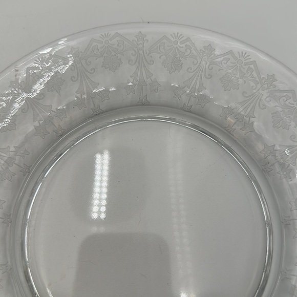Vesta Clear Luncheon Plate by Glastonbury Lotus- set of 4 - Picture 13 of 16